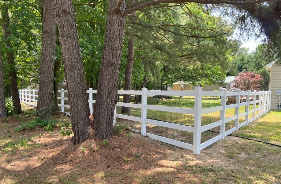 5ft-tall-4-rail-vinyl-fence-