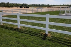 3 rail vinyl fence