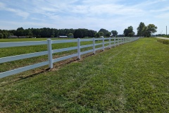 PXL_20220706_2028534443 rail vinyl fence