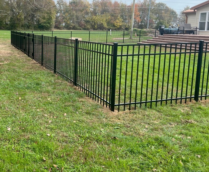 black-aluminum-fence-