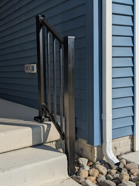 BLACK ALUMINUIM RAILING