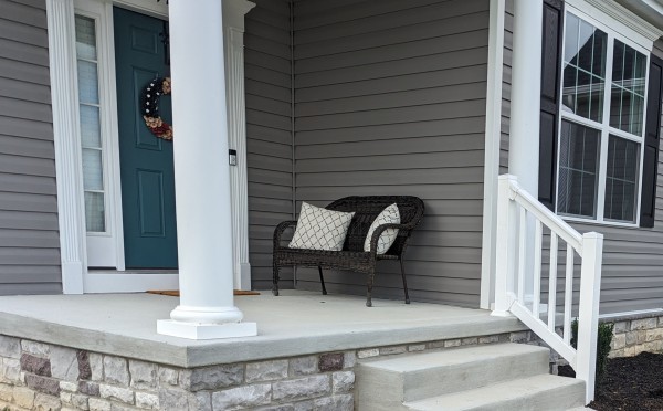 single-white-vinyl-hand-rail-