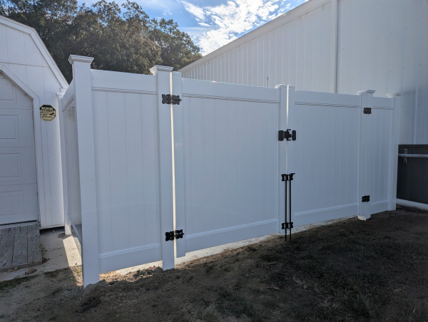 10-FT-WIDE-DOUBLE-GATE