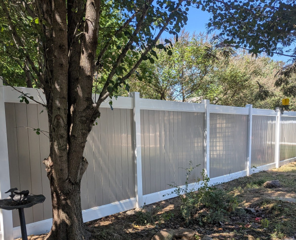 2-Tone-Tan-and-White-Vinyl-Fence-