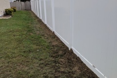 vinyl privacy fence