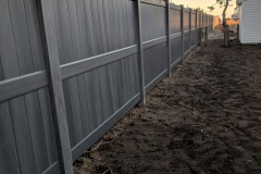 vinyl privacy fence