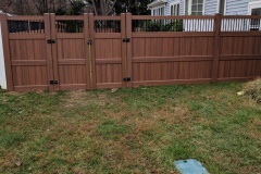 vinyl privacy fence