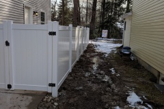 vinyl privacy fence
