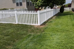 VINYL PICKET FENCE