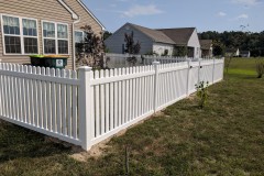 vinyl picket fence