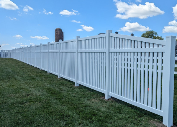 SEMI-PRIVACY-FENCE