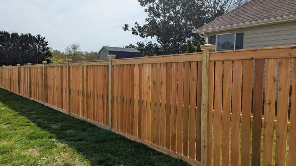 Cedar-Fence-spaced-pickets-